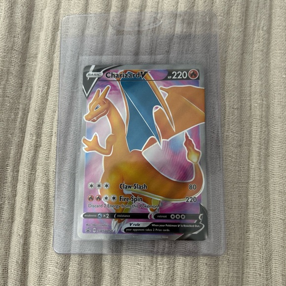 Lot of 6 Charizard V SWSH050 Holo Pokemon TCG NM-MT - Picture 3 of 3